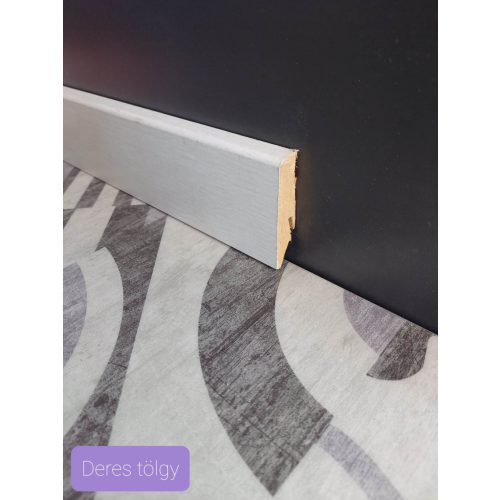 M61 Deres tölgy