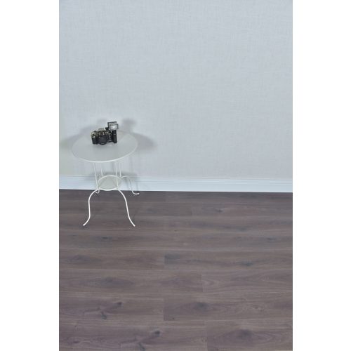 Atlas tölgy laminált padló 8mm/Ac4/32 kopásállóság - 8090