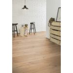 Beachlin Ferrara tölgy vízálló laminált padló 7mm/Ac5/33 kopásállóság, fózolt, széles panel - K2143