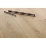 Classic Evoke tölgy vízálló laminált padló 8mm/Ac5/33 kopásállóság, fózolt - K4420